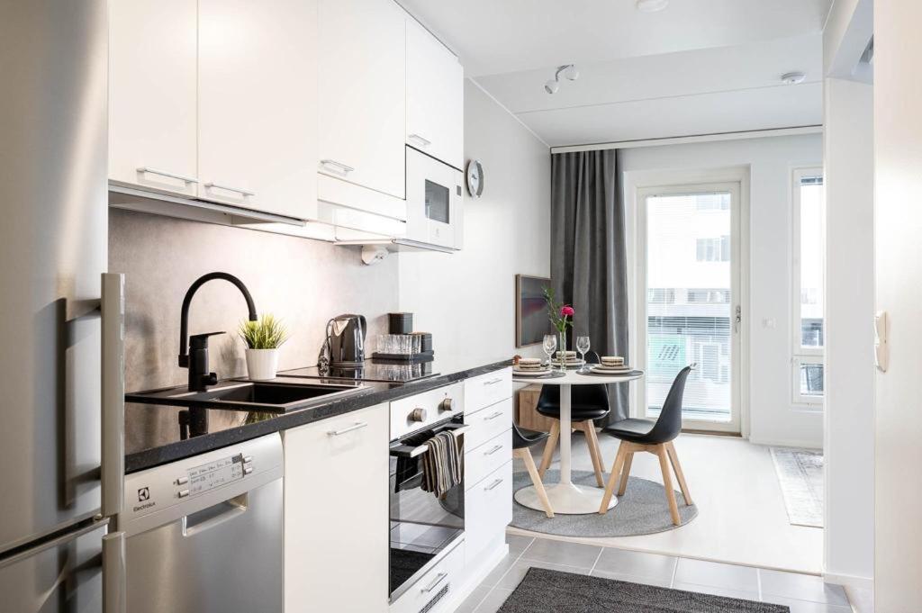 Apartment Near The Train Station, Free Parking &Netflix 库奥皮奥 外观 照片